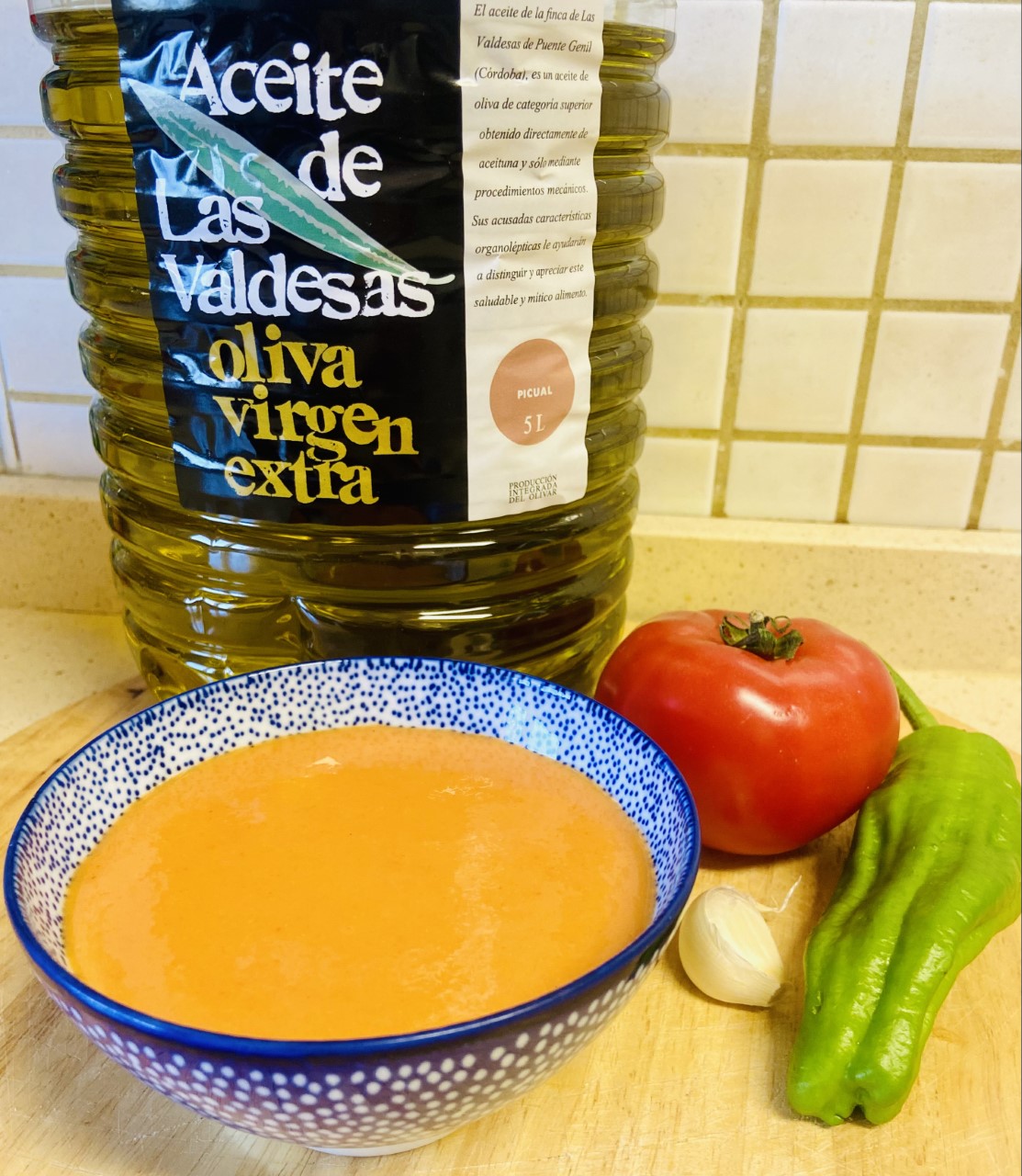 Gazpacho andaluz tradicional